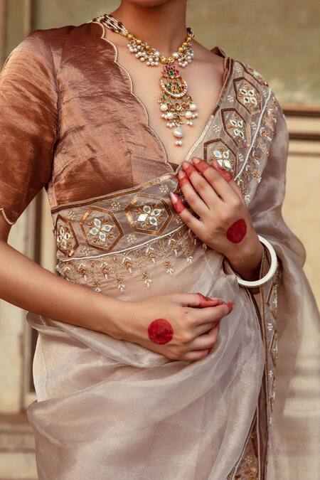 Buy_Maison Shefali_Silver Tissue, Silk Pearls, Embroidered Hem Saree With Unstitched Blouse Piece _Online_at_Aza_Fashions