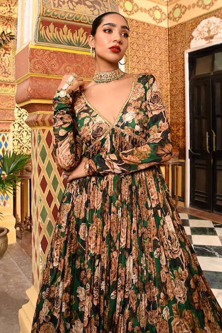 Buy Sanam Green , Organza, Crepe, Chiffon Embroidery, Gota Floral Anarkali Set Online at Aza Fashions Buy_Sanam_Green , Organza, Crepe, Chiffon Embroidery, Gota Floral Anarkali Set _Online_at_Aza_Fashions