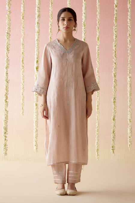 Nero India Pink Tissue, Chanderi Embroidery, Tassels V-neck Aari Kurta Pant Set Online at Aza Fashions Nero India_Pink Tissue, Chanderi Embroidery, Tassels V-neck Aari Kurta Pant Set_Online_at_Aza_Fashions