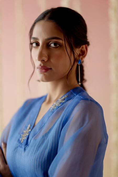Shop_Nero India_Blue Viscose, Organza, Crepe Embroidery V-neck Knot Kurta And Pant Set_Online_at_Aza_Fashions