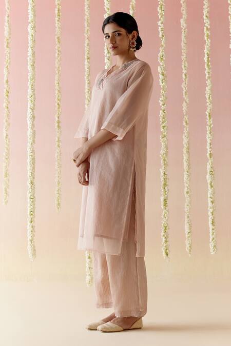 Shop Nero India Pink Viscose, Organza, Tissue Embroidery V-neck Floral Kurta And Pant Set Online at Aza Fashions Shop_Nero India_Pink Viscose, Organza, Tissue Embroidery V-neck Floral Kurta And Pant Set_Online_at_Aza_Fashions