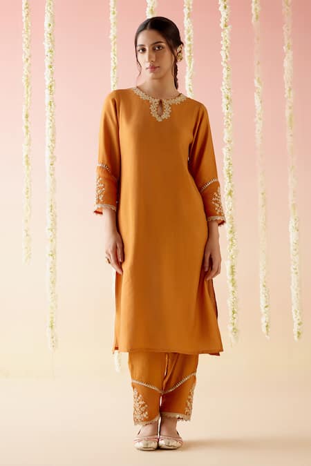 Shop Nero India Orange Chanderi Embroidery, Gota Patti, Applique Keyhole Aari Kurta With Pant Online at Aza Fashions Shop_Nero India_Orange Chanderi Embroidery, Gota Patti, Applique Keyhole Aari Kurta With Pant _Online_at_Aza_Fashions