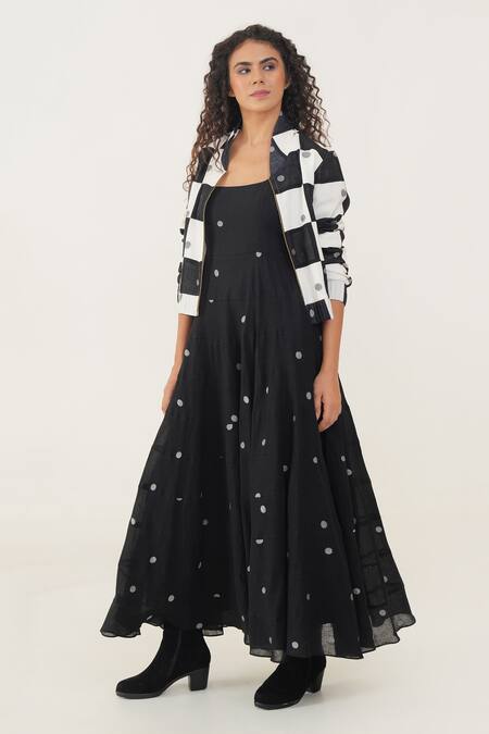 Indigo Dreams_Black 100% Cotton Hand Woven Circular Jamdani Olivia Dress With Bomber Jacket _at_Aza_Fashions