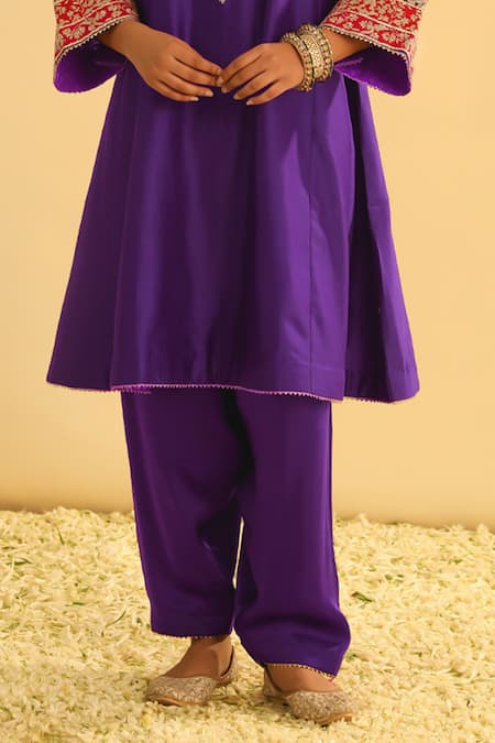 Sheetal Batra_Purple Silk, Chanderi, Bamboo, Mehrish Kashmiri Tilla Kalidar Kurta And Pant Set _Online_at_Aza_Fashions