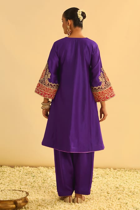 Sheetal Batra Mehrish Kashmiri Tilla Embroidered Kalidar Kurta & Pant Set 