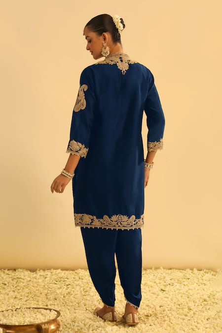 Sheetal Batra Aabish Kashmiri Tilla Embroidered Kurta & Dhoti Pant Set 