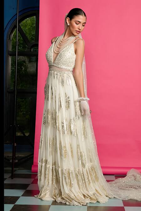 Buy_Priyanka Jain_Ivory Georgette, Linen Beads, Pearls Embroidered Yoke Anarkali With Dupatta 