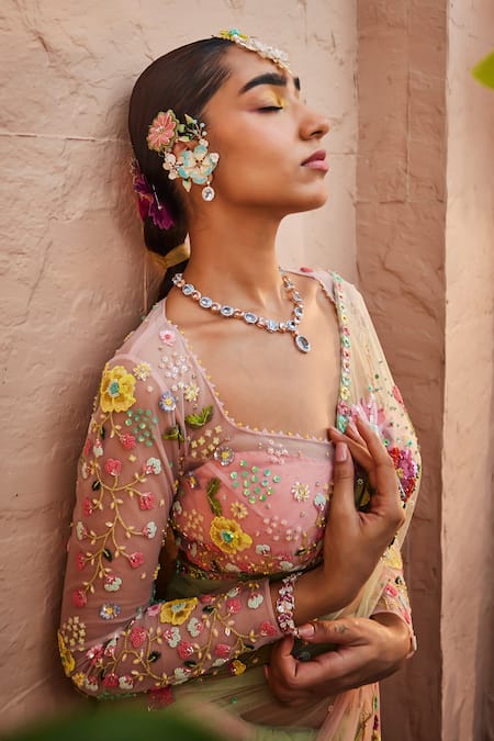 Show Shaa_Green Net, Crepe Beads, Tassels, Embroidery Sweetheart Neck Saree With Blouse _Online_at_Aza_Fashions