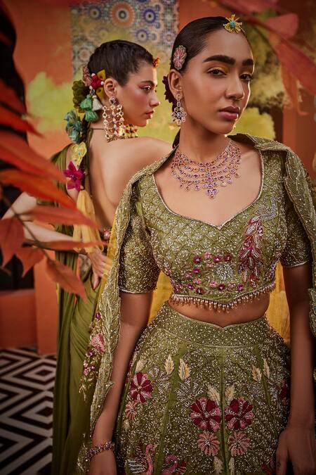 Buy Show Shaa Green Silk, Net Tassels, Embroidery Sweetheart Neck Floral Bridal Lehenga Set Buy_Show Shaa_Green Silk, Net Tassels, Embroidery Sweetheart Neck Floral Bridal Lehenga Set