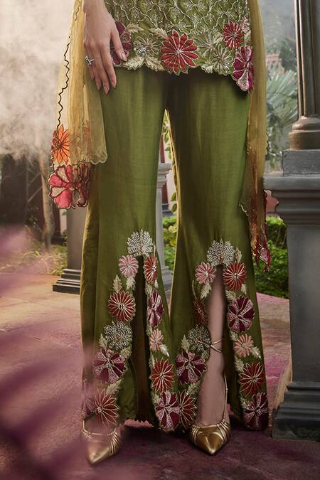 Buy Show Shaa Green Chanderi, Net, Crepe Embroidery Parineeta Cutwork Floral Kurta Pant Set Online at Aza Fashions Buy_Show Shaa_Green Chanderi, Net, Crepe Embroidery Parineeta Cutwork Floral Kurta Pant Set _Online_at_Aza_Fashions