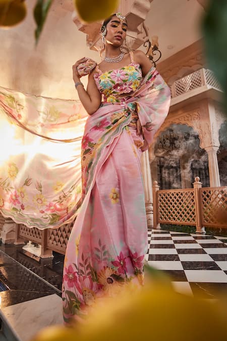 Show Shaa Floral Print Saree Set With Waist Belt Set