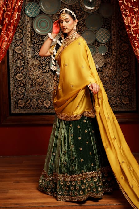 Buy House Of Anmol Jain Green Velvet, Satin, Silk Organza Beads, Embroidery Hand Lehenga Set Online at Aza Fashions Buy_House Of Anmol Jain_Green Velvet, Satin, Silk Organza Beads, Embroidery Hand Lehenga Set _Online_at_Aza_Fashions