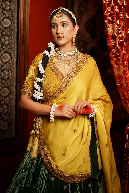 House Of Anmol Jain Green Velvet, Satin, Silk Organza Beads, Embroidery Hand Lehenga Set at Aza Fashions House Of Anmol Jain_Green Velvet, Satin, Silk Organza Beads, Embroidery Hand Lehenga Set _at_Aza_Fashions