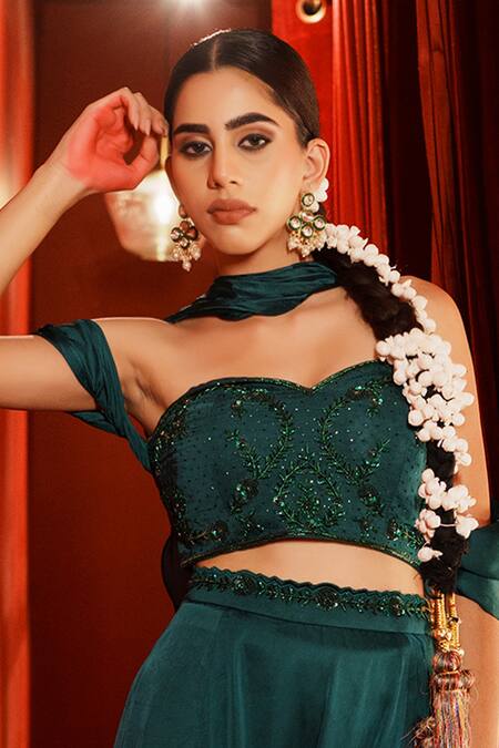 Shop House Of Anmol Jain Green Satin, Hemp Embroidery Sweetheart Neck Hand Skirt Blouse Set Online at Aza Fashions Shop_House Of Anmol Jain_Green Satin, Hemp Embroidery Sweetheart Neck Hand Skirt Blouse Set _Online_at_Aza_Fashions