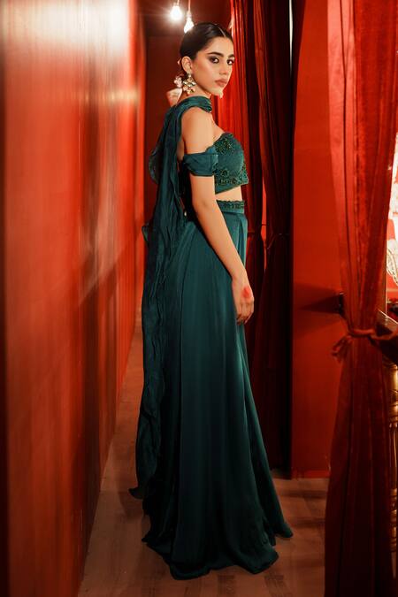 Buy House Of Anmol Jain Green Satin, Hemp Embroidery Sweetheart Neck Hand Skirt Blouse Set Buy_House Of Anmol Jain_Green Satin, Hemp Embroidery Sweetheart Neck Hand Skirt Blouse Set