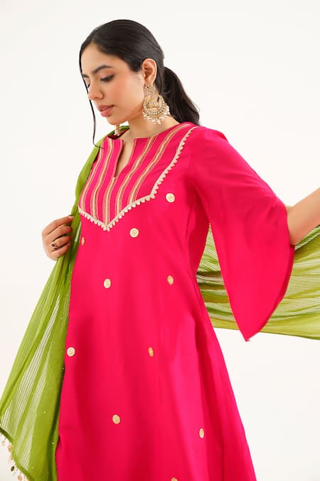 Buy Tuli Green Georgette Sequins Sudara Fulari Work Dupatta Online at Aza Fashions Buy_Tuli_Green Georgette Sequins Sudara Fulari Work Dupatta _Online_at_Aza_Fashions