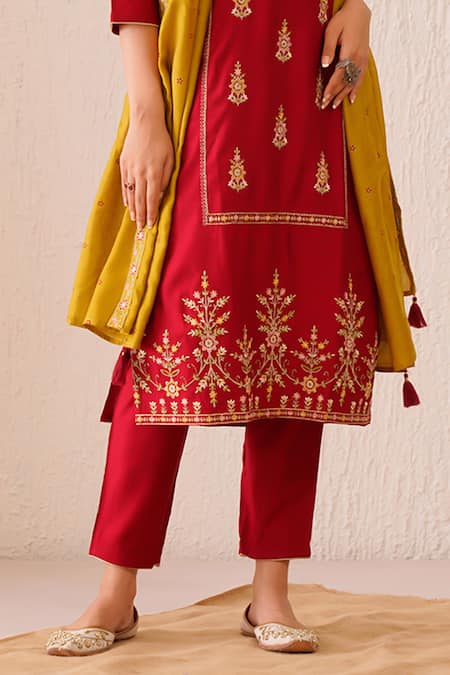 Shop Tuli Red Viscose, Silk Embroidery Round Neck Gul Baanhi Kurta Pant Set Online at Aza Fashions Shop_Tuli_Red Viscose, Silk Embroidery Round Neck Gul Baanhi Kurta Pant Set _Online_at_Aza_Fashions