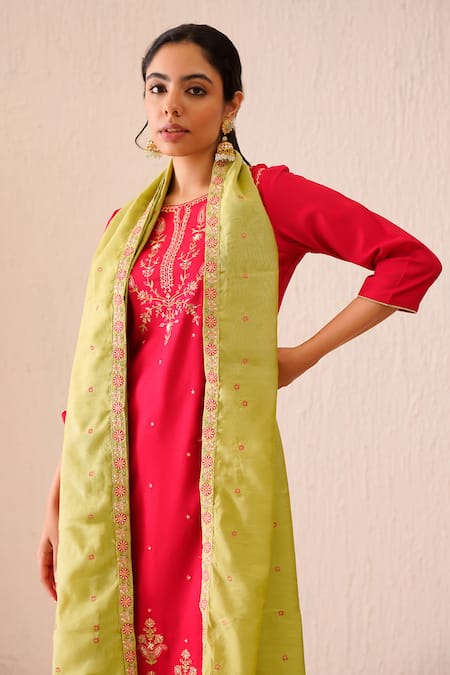 Tuli_Red Viscose, Silk Round Neck Gul Suri Embroidered Kurta Pant Set _Online_at_Aza_Fashions