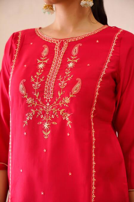 Buy_Tuli_Red Viscose, Silk Round Neck Gul Suri Embroidered Kurta Pant Set 