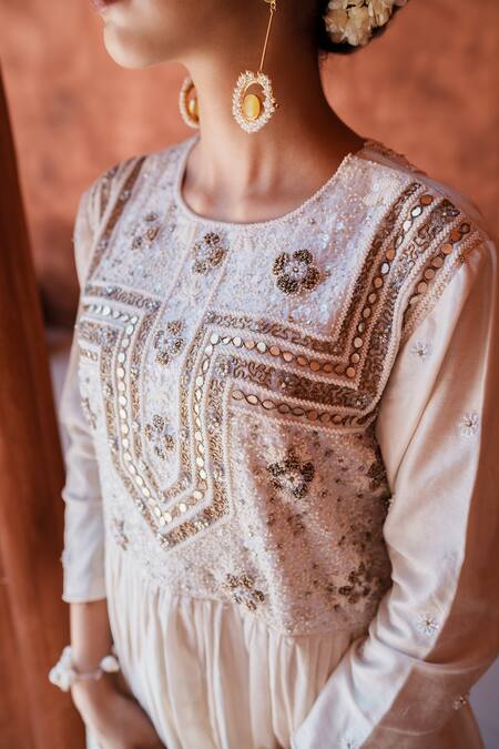 Buy_House Of Anmol Jain_Ivory Chanderi, Organza Sequins, Beads, Embroidery Round Raksha Anarkali Set 