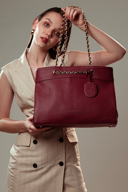 WAGON HORSE Maroon The Iconic Textured Pattern Tote Bag 