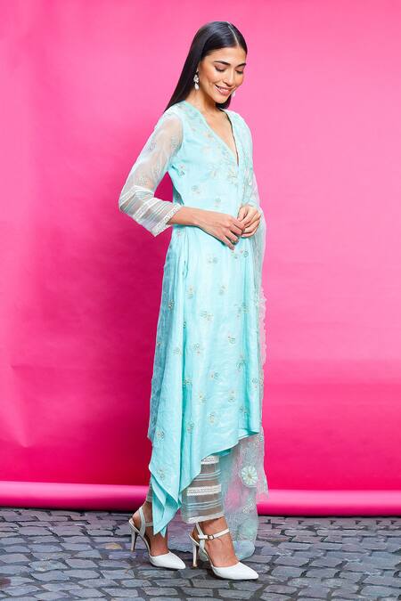 Shop Priyanka Jain Blue Cotton, Linen, Organza Embroidery, Pearls V-neck Floral Kurta Pant Set Online at Aza Fashions Shop_Priyanka Jain_Blue Cotton, Linen, Organza Embroidery, Pearls V-neck Floral Kurta Pant Set _Online_at_Aza_Fashions
