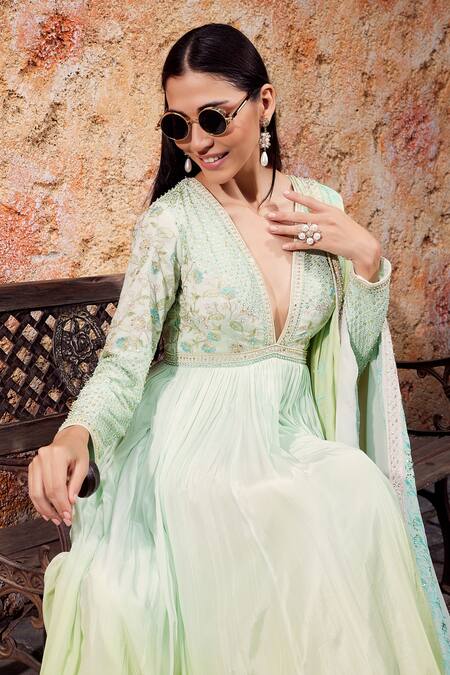 Priyanka Jain_Blue Crepe, Linen Embroidery, Sequins V-neck Floral Anarkali With Dupatta _at_Aza_Fashions