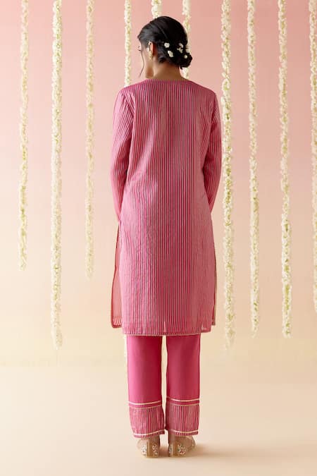 Shop Nero India Fuchsia Chanderi Lace Embroidered Kurta Set at Aza Fashions Shop_Nero India_Fuchsia Chanderi Lace Embroidered Kurta Set _at_Aza_Fashions