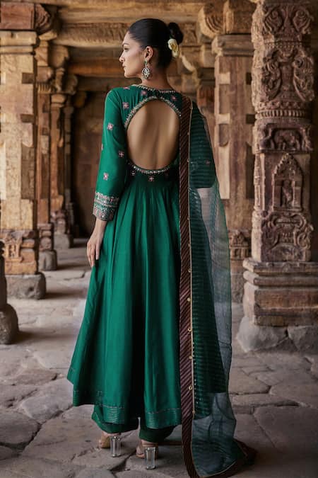 Shop Kritika Dawar Green Silk, Organza Mirrors, Embroidery Round Neck Zaha Thread And Anarkali Set at Aza Fashions Shop_Kritika Dawar_Green Silk, Organza Mirrors, Embroidery Round Neck Zaha Thread And Anarkali Set _at_Aza_Fashions