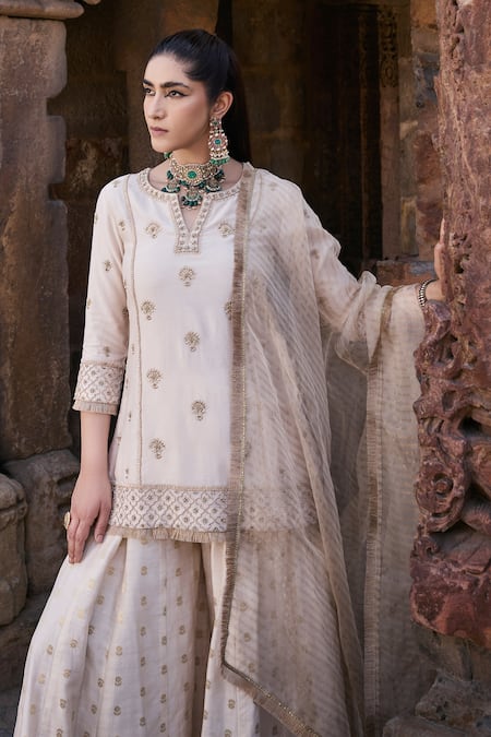 Kritika Dawar Ivory Organza, Chanderi, Brocade Shrina Wildflora Dori Kurti Sharara Set at Aza Fashions Kritika Dawar_Ivory Organza, Chanderi, Brocade Shrina Wildflora Dori Kurti Sharara Set _at_Aza_Fashions