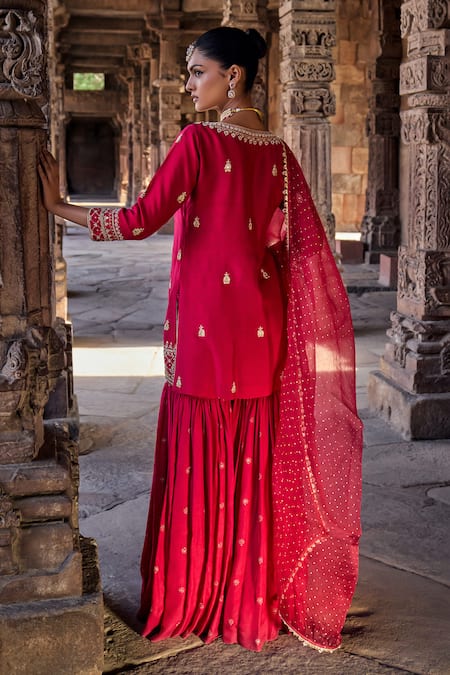 Shop Kritika Dawar Pink , Organza Gota Patti, Diamonds, Ambar Bahar Kurti Gharara Set at Aza Fashions Shop_Kritika Dawar_Pink , Organza Gota Patti, Diamonds, Ambar Bahar Kurti Gharara Set _at_Aza_Fashions