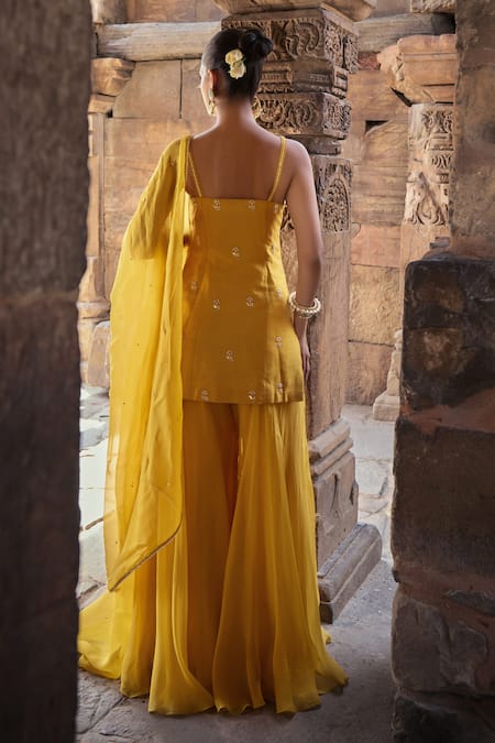 Shop Kritika Dawar Yellow Silk, Organza Aliyah Bloom Garden Dabka Embroidered Kurti Sharara Set at Aza Fashions Shop_Kritika Dawar_Yellow Silk, Organza Aliyah Bloom Garden Dabka Embroidered Kurti Sharara Set _at_Aza_Fashions