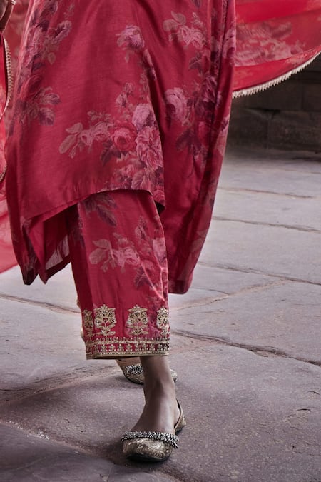 Buy_Kritika Dawar_Red Silk, Organza Embroidery Amara Rosa Print Embellished Kurta Pant Set _Online_at_Aza_Fashions