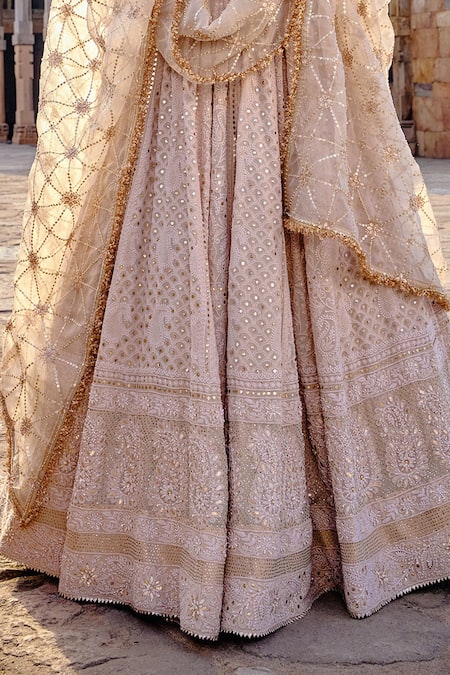 Buy_Kritika Dawar_Ivory , Heer Mughal Bloom Chikankari Embroidered Bridal Lehenga Set 