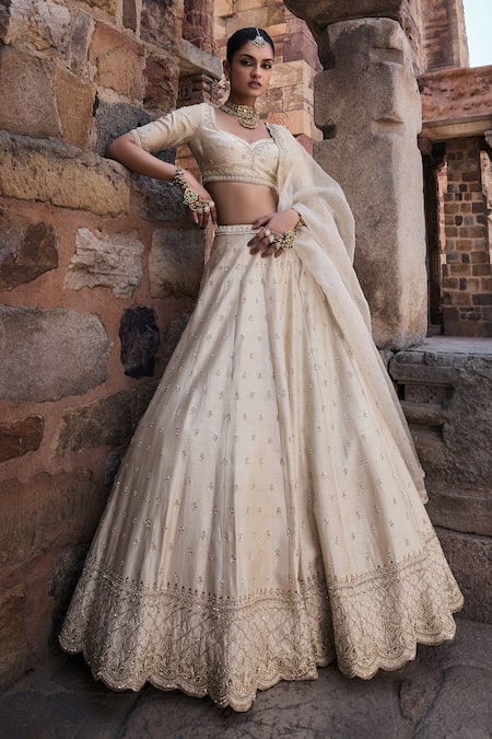 Buy Kritika Dawar Ivory , Organza Pearls, Noor Ditsy Florin Bridal Lehenga Set Buy_Kritika Dawar_Ivory , Organza Pearls, Noor Ditsy Florin Bridal Lehenga Set