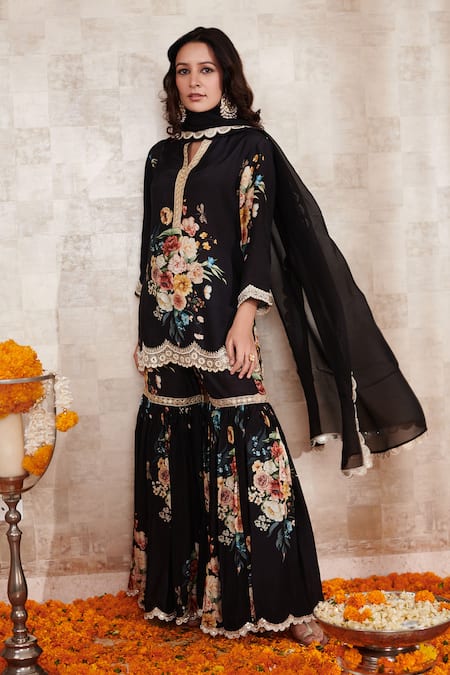 Rainas_Black Cotton, Silk Embroidery Round Neck Floral Pattern Kurta Gharara Set _Online_at_Aza_Fashions
