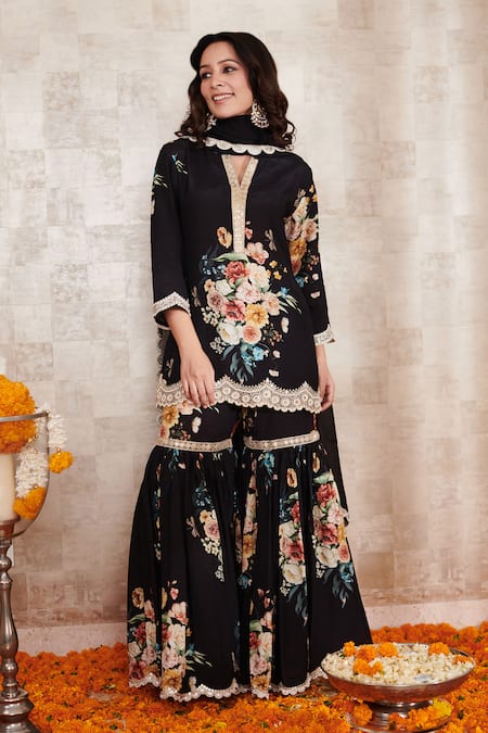 Buy_Rainas_Black Cotton, Silk Embroidery Round Neck Floral Pattern Kurta Gharara Set _Online_at_Aza_Fashions
