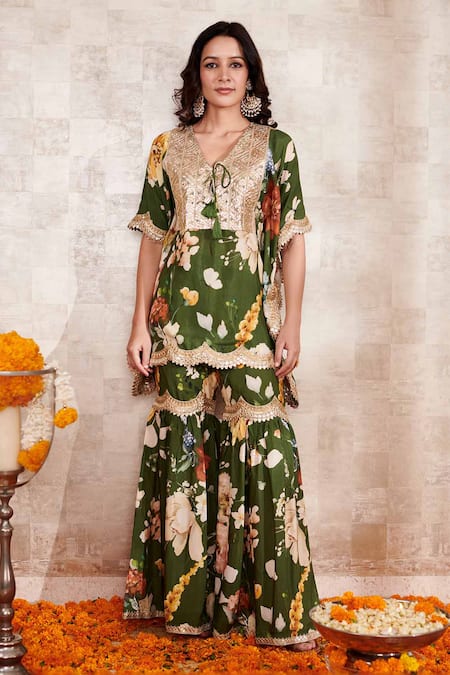 Rainas Floral Print Kurta With Gharara 