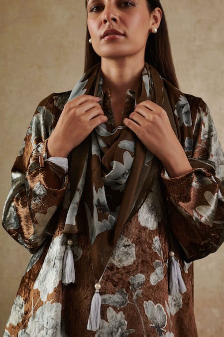 Buy_Rainas_Brown Velvet Tassels Bandeau Neck Floral Print Kurta Pant Set_Online_at_Aza_Fashions