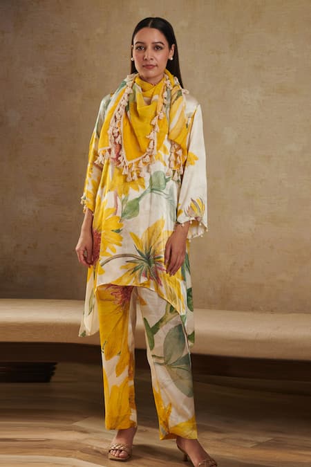 Rainas Yellow Cupro Satin Printed Sunflower Band Collar Kurta Pant Set 