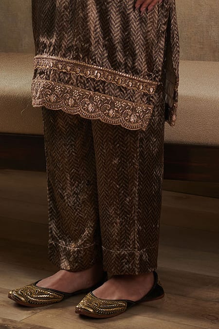 Shop_Rainas_Brown Velvet Lace, Embroidery Bandeau Chevron Pattern Straight Kurta With Pant_Online_at_Aza_Fashions