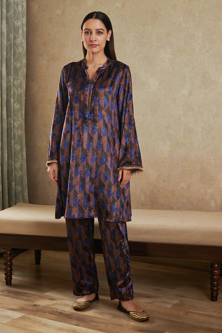 Rainas Abstract Print Kurta & Pant Set 