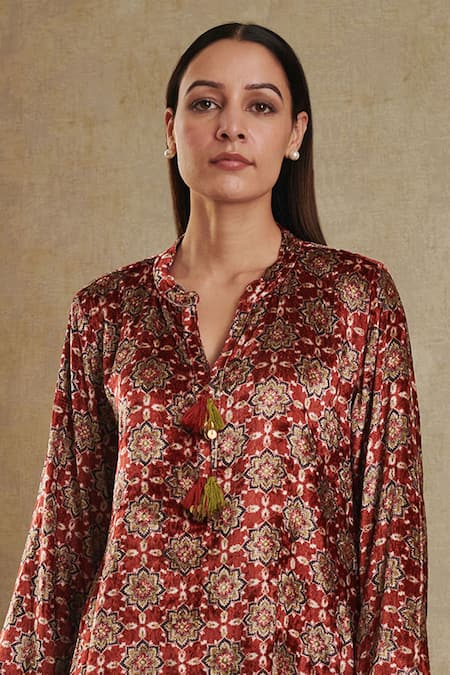 Shop_Rainas_Red Velvet Bandeau Neck Floral Print Kurta Pant Co-ord Set _Online_at_Aza_Fashions