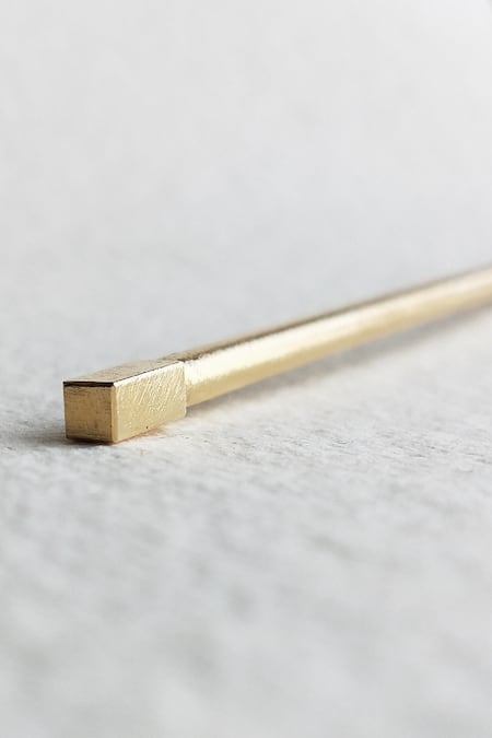 Buy_DE'Anma_Gold Bisect Shaped Small Hair Bun _Online_at_Aza_Fashions