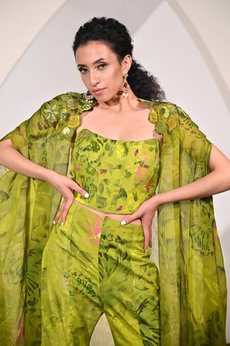 Buy_BAANI KHURANA_Green Chiffon, Organza Applique, Beads, Sequins Floral Pattern Cape Sharara Set 
