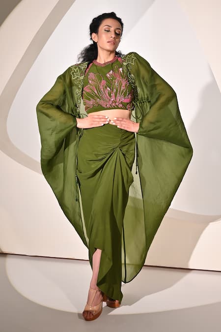 Buy_BAANI KHURANA_Green Crepe, Organza Sequins, Beads, Applique Embellished Cape Slit Skirt Set _Online_at_Aza_Fashions