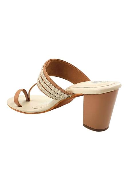 The Madras Trunk Off White Colorblock Strap Woven Kolhapuri Heels at Aza Fashions The Madras Trunk_Off White Colorblock Strap Woven Kolhapuri Heels _at_Aza_Fashions
