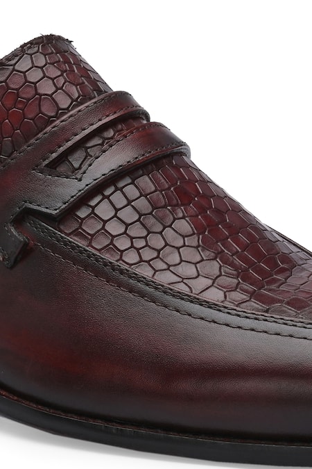 Ivrah Brown Madrid Croc Skin And Shaded Slip On Shoes Online at Aza Fashions Ivrah_Brown Madrid Croc Skin And Shaded Slip On Shoes_Online_at_Aza_Fashions