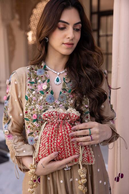 Buy_Amyra_Pink Embroidery, Tassels Mirai Floral Potli