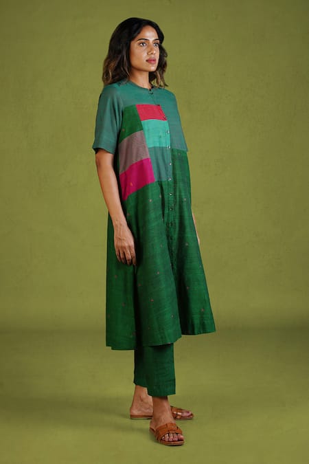 Mantra_Multi Color Handloom Cotton Patchwork Collared Square Tile A-line Kurta _Online_at_Aza_Fashions